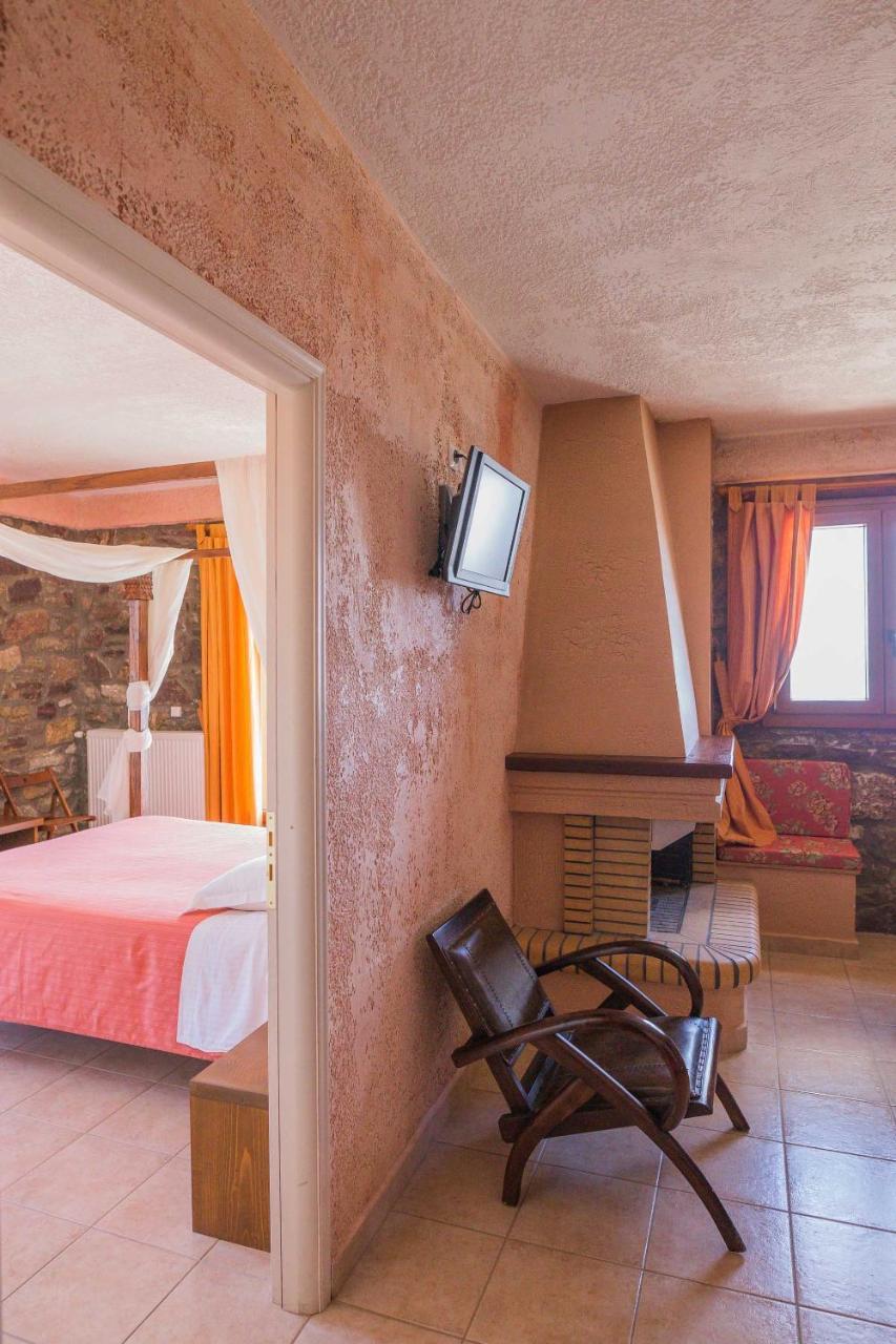 Faris Hotel Xirokampi 외부 사진