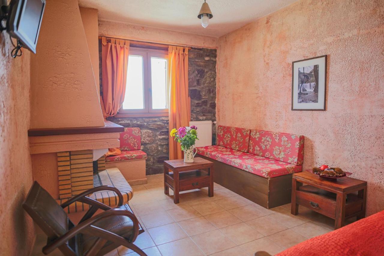 Faris Hotel Xirokampi 외부 사진